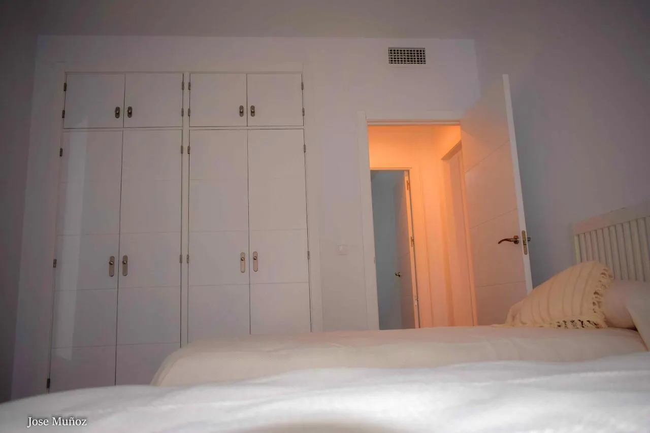 Modern Apartment In Penaflor With Air Conditioning 85 M²