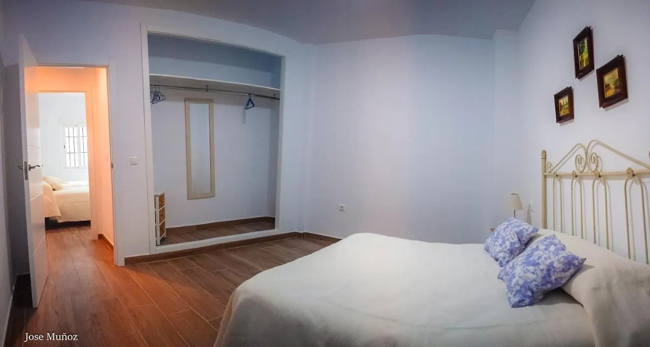 Modern Apartment In Penaflor With Air Conditioning 85 M²